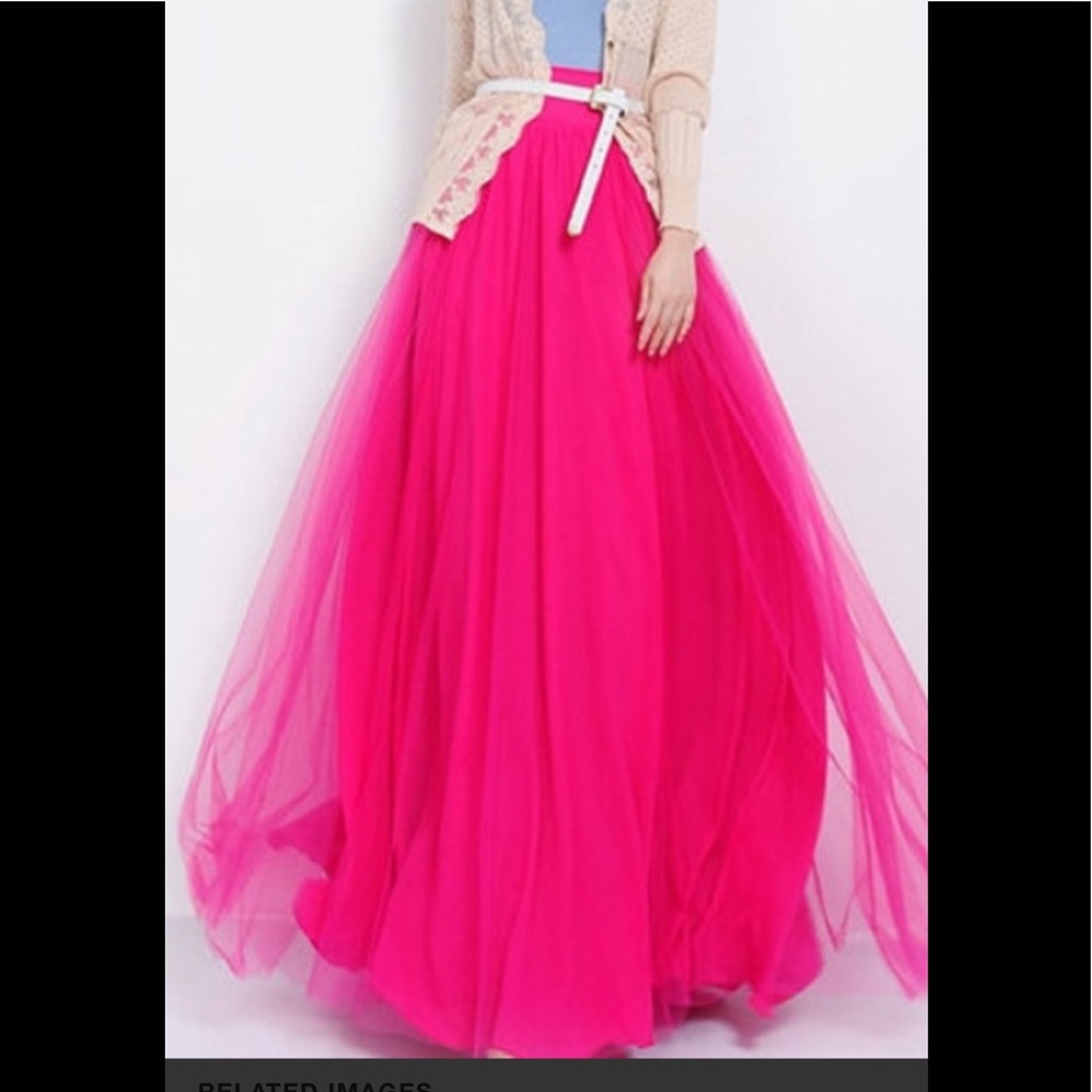 Maxi tulle skirt